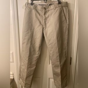 Mens Dickies Khakis Comfort Waist Pants Desert Sand Relaxed Taper 34x30